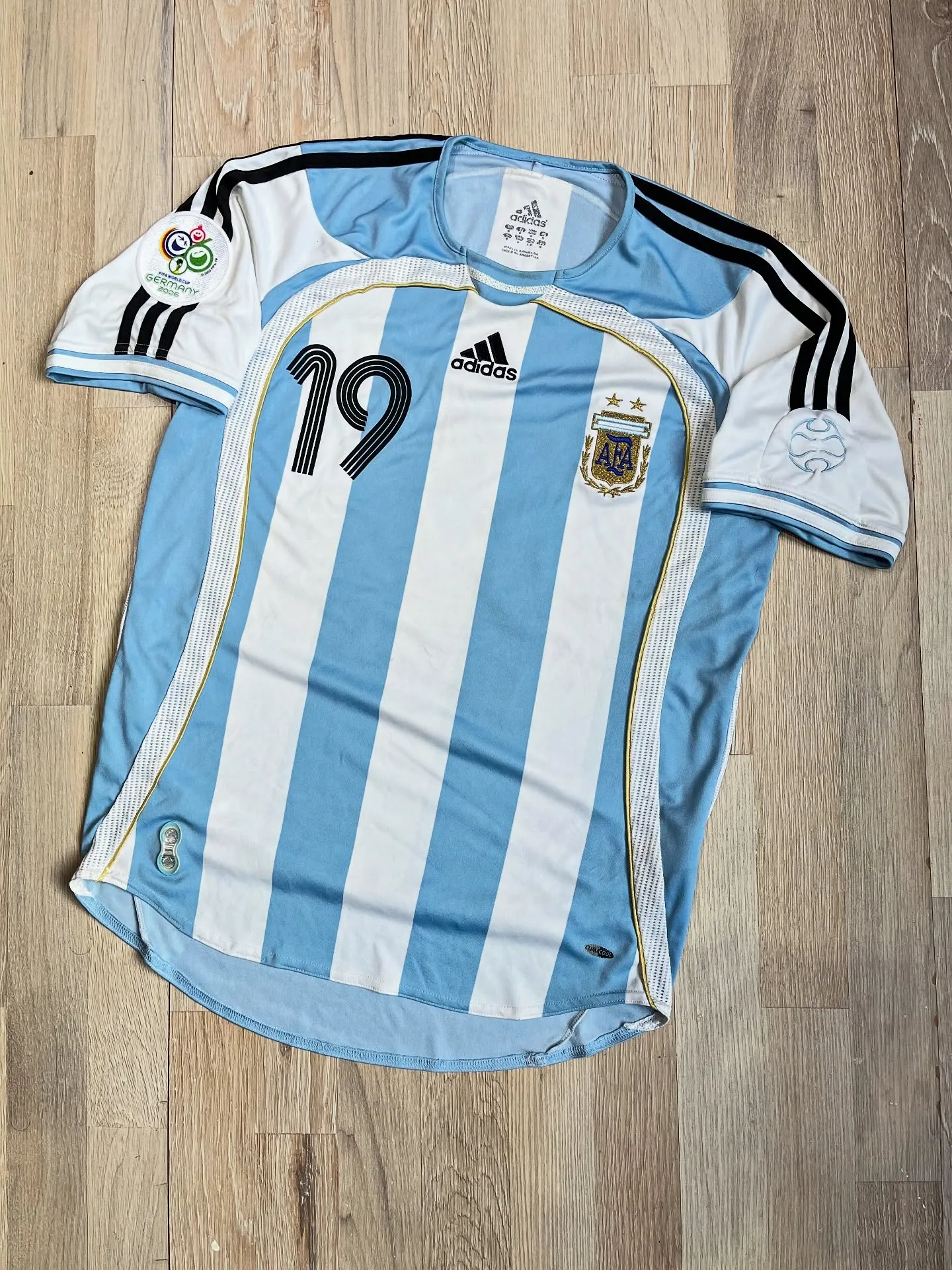 Image of Argentina 2006 Wc Home retro Kit
